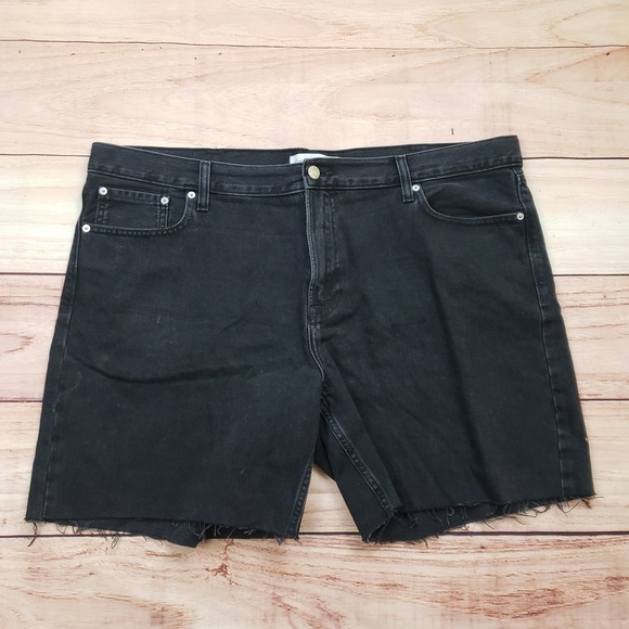 Calvin Klein Jeans Denim‎ Shorts Mens 40 Black Outdoor Distressed Cut Off Adult - Picture 1 of 9